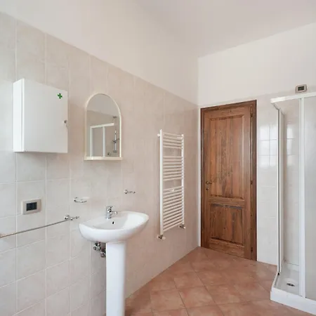 Feriehus Farmhouse Near Lake Trasimeno With Pool, Cleaning Included *